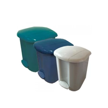 Beltéri kuka 17 L-es fedeles