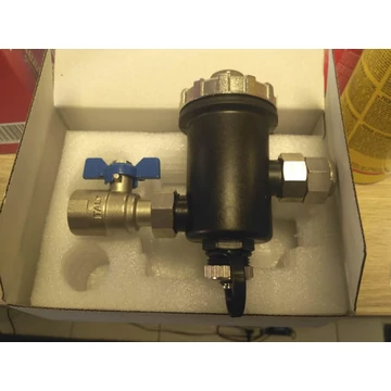 ULTRA MAG mágneses iszapleválasztó 3/4" DR. Hatékony fémszűrés, 9000 Gauss mágnes, kazánvédelem, gyors beépítés, hosszú élettartam fűtési rendszerekhez.