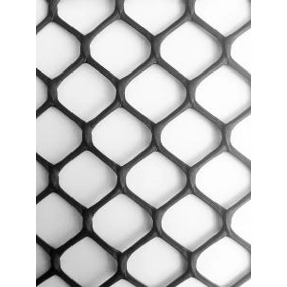 Baromfirács Avimesh ST-10 fekete 0.9x25m (15x15mm) 320g/m2