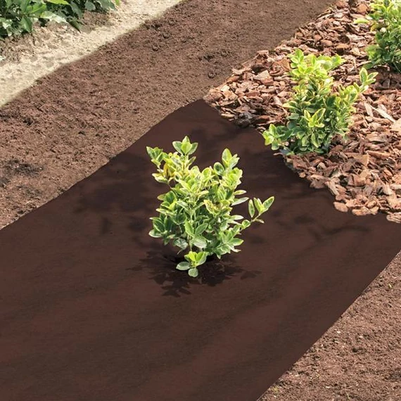 Talajtakaró Geotex 80gr/m2 1.6x50 barna