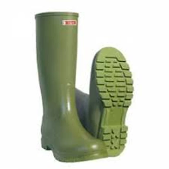Tigar zöld hosszúszárú matt gumicsizma – tökéletes választás azok számára, akik megbízható és strapabíró lábbelit keresnek! Matt zöld szín, hosszított szár és kényelmes kialakítás