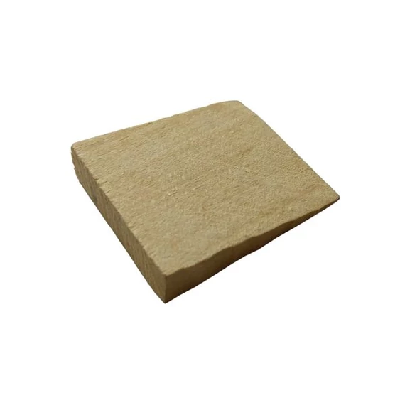 Fejsze-ék fa 45x30x7mm